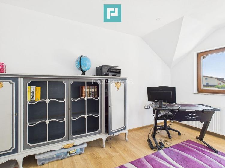 Casă modernă cu 6 camere în Vladimirescu - 8