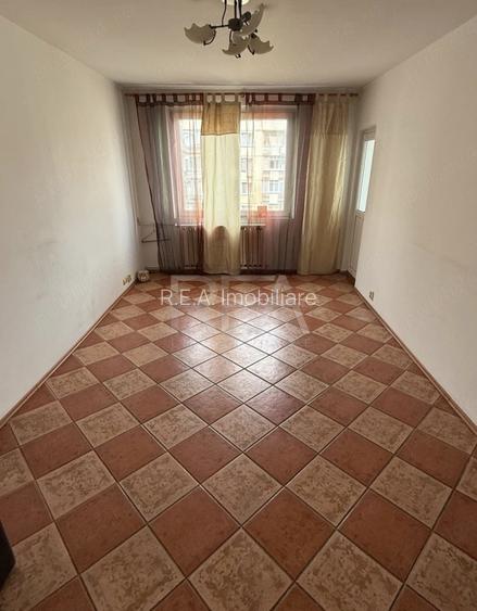 2 camere, 7/8, bloc 1986, 54 mp- Lujerului - 4