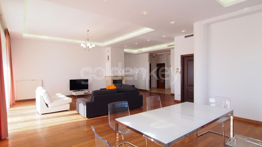 Apartament cu 4 camere si vedere panoramica spre lac - 2