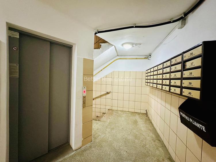 Apartament de vânzare 3 Camere în Apărătorii Patriei – 74 mp - renovat -Metrou - 6