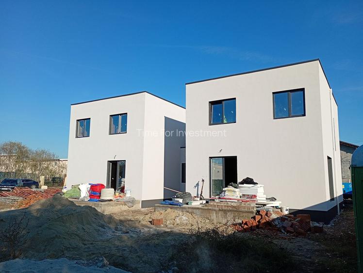 Sanandrei Duplex cu Perete Dublu, Proiect Modern - 4