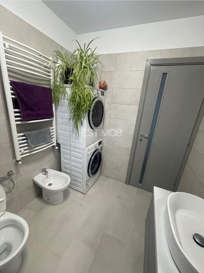 Vand casa pe parter in Harman zona de case noi biserica - 7