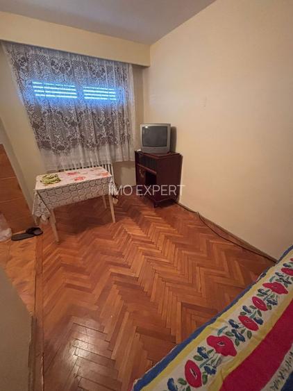 Apartament cu 3 camere de vanzare in Cugir - 9
