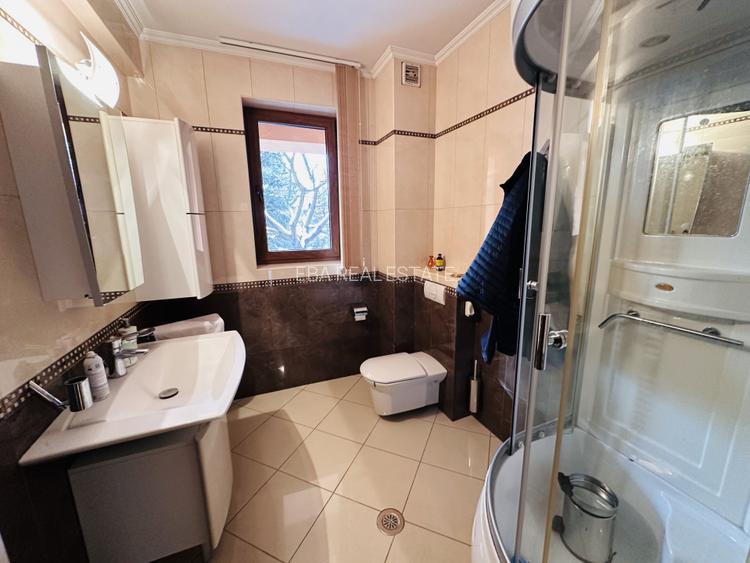 Resedinta emblematica in Chiajna-Rosu pe malul lacului, 785 mp, 2500 mp teren - 17