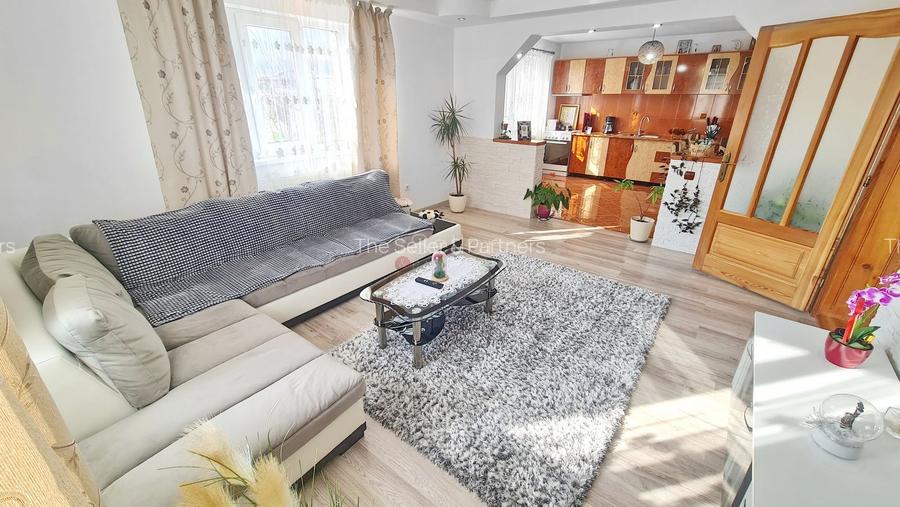 Vila cu Teren Generos - 4