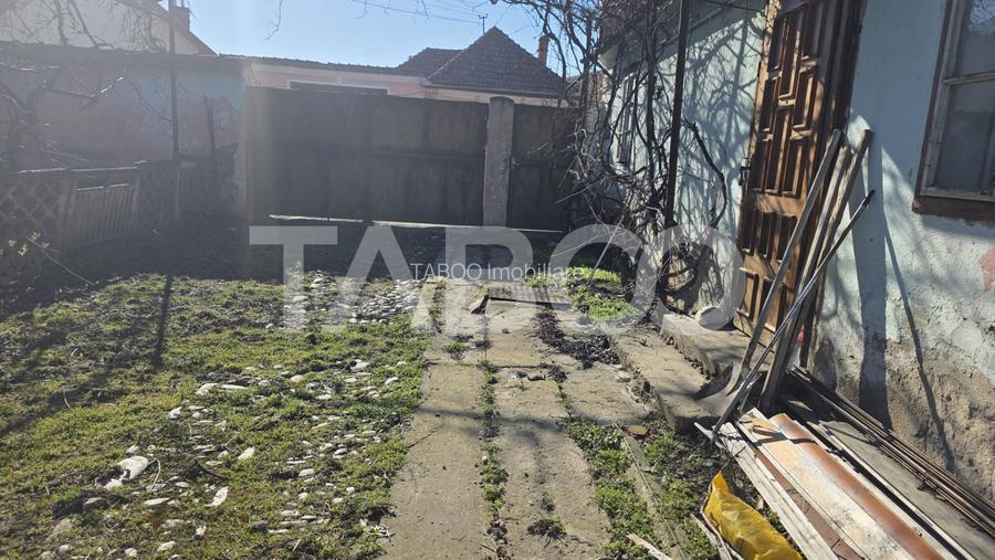 Casa cu teren generos aproape de centrul Municipiului Sebes de vanzare - 2