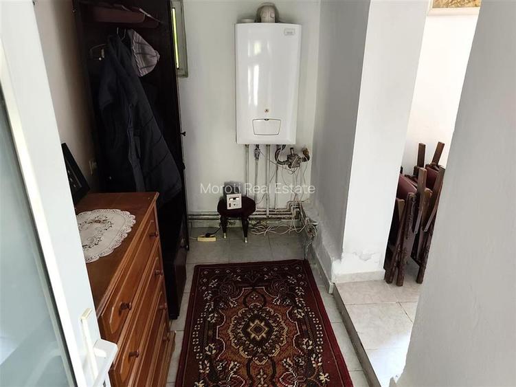 Proprietate spatioasa de vanzare in Gaesti, Dambovita - ideala pentru locuit sau - 12