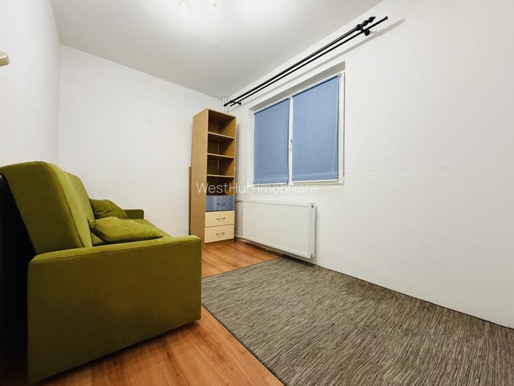 Apartament 3 camere,  semidecomandat, 50 mp, parter, zona Dacia - 3