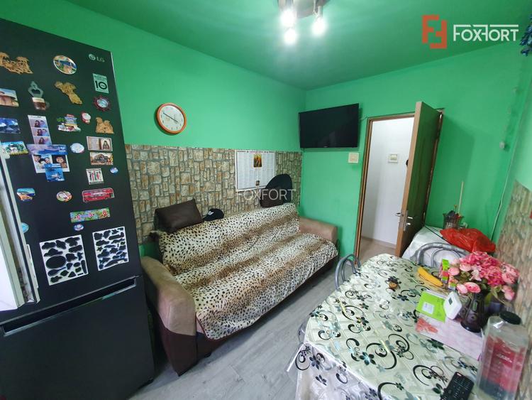Apartament 4 camere, etaj 1, centrala proprie, zona Dacia - 14