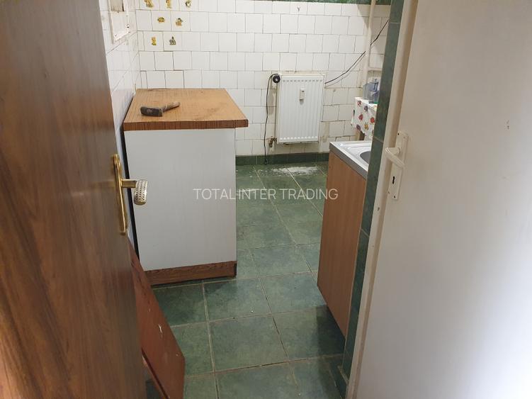 Vanzare-2 camere-1/4-decomandat-Dr Taberei 34-liber-de renovat-95000E - 11