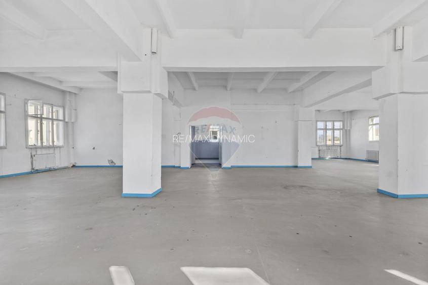 Cladire unica cu destinatii multiple de vanzare Ultracentral Arad - 15