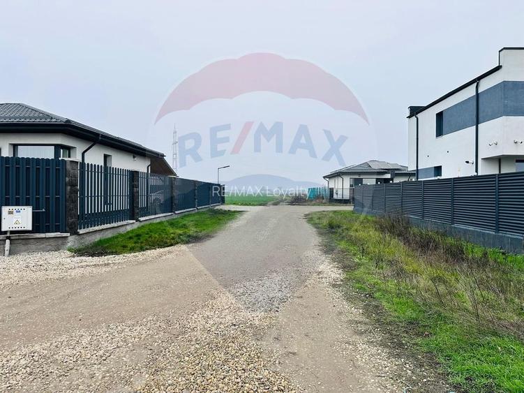 Teren Intravilan 519mp, P+1E+M, zona in dezvoltare - Vidra, Ilfov - 2