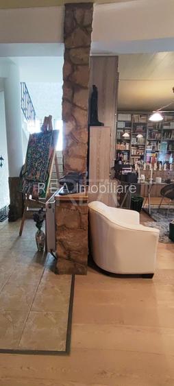 Vila superba 2012, P+1+M, 10+ camere, posibilitate business gradinita sau centru - 20