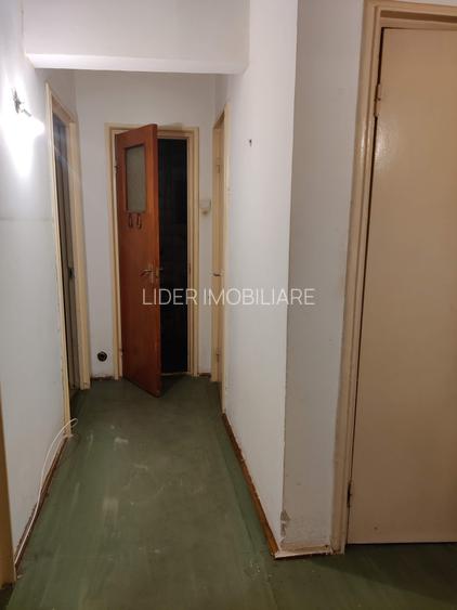 Bd Alex. Obregia, bloc R, 2 camere decomandate - 5