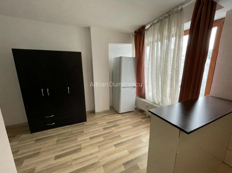 Auchan-Vitan Garsoniera 30 mp,mobilata si utilata,etaj 8,comision 0% - 3