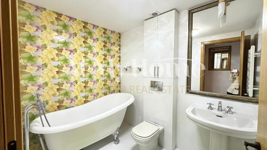 Apartament spatios cu 3 camere, vedere libera mobilat, terasa, parcare, paza - 6