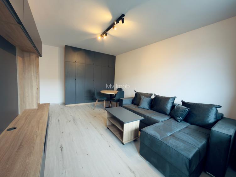 Apartament cu 2 camere de vanzare in zona Tractorul mobilat ,nou in garantie - 2