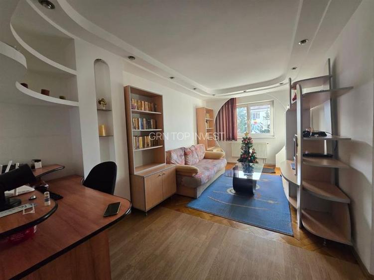 Apartament 3 camere decomandat balcon - Strand - 2