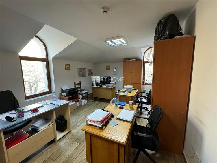 Cladire cu un aspect aparte de inchiriat in Centrul Focsaniului - 10