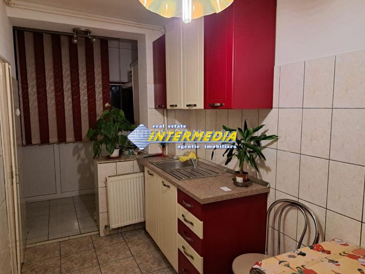 Apartament 3 camere decomandat de inchiriat Alba Iulia zona Centru - 5