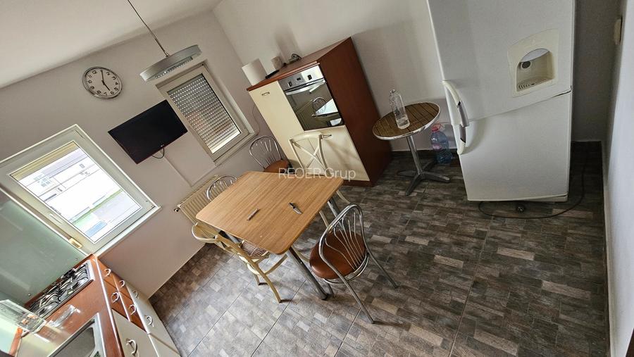 CANTACUZINO - etaj casa din 1980, curte proprie 330mp - 19