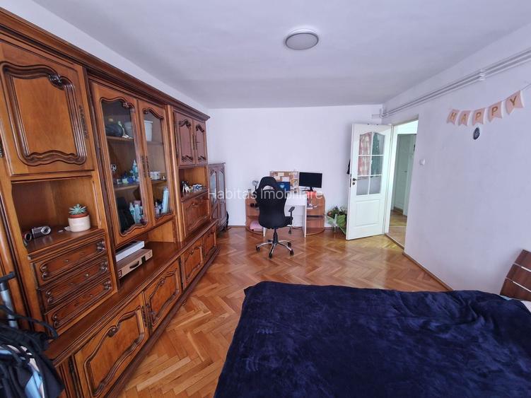 Apartament 3 camere decomandate de inchiriat, zona str N Titulescu - 2