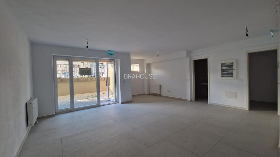 Spațiu Comercial de 93 mp în Inima zonei Tractorul– Coresi! - 5