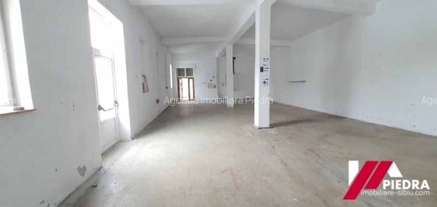 Închiriez hala pentru producție sau depozitare , suprafață 150 mp - 2