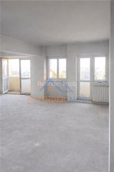 Penthouse Unirii – Rond Alba Iulia  Vedere panoramică 67 mp  3 balcoane - 4