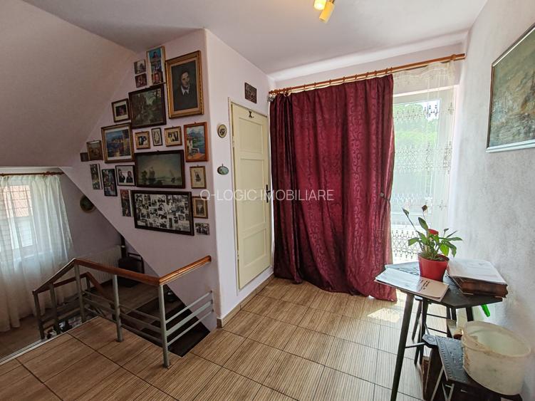Casa 4 camere la intrare SACELE - 13
