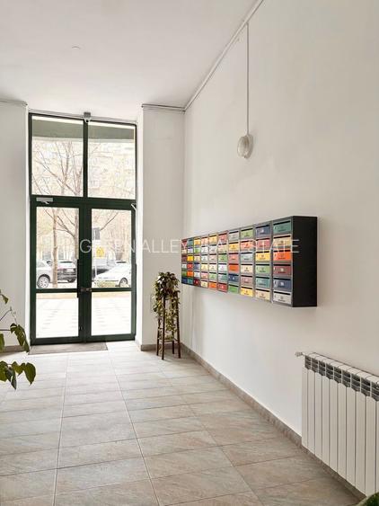 APARTAMENT CURAT COMPLET MOBILAT SI UTILAT AFLAT PE BULEVARDUL UNIRII - 39