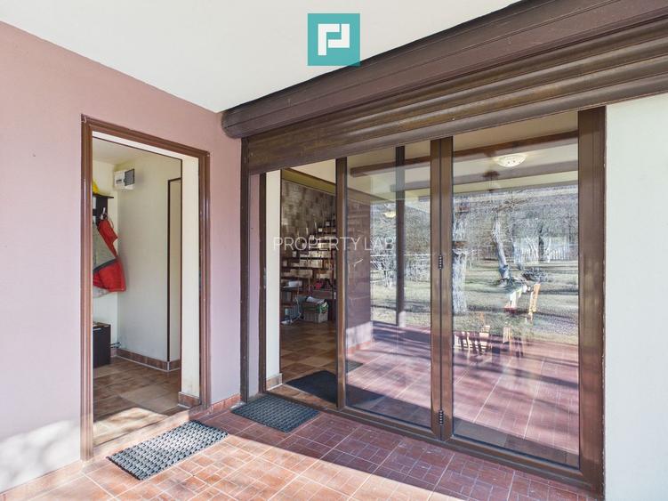 Cabană deosebită cu 4 camere în Căsoaia - 4