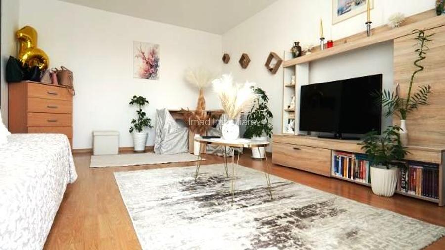 Ofertă rară! Vanzare Apartament 3 camere Micro 5, Balaban - zona Hyper - 2