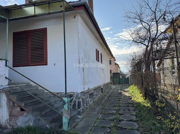 Casa individuala 180 mp utili cu teren 900 mp in Parcul Sub Arini - 11