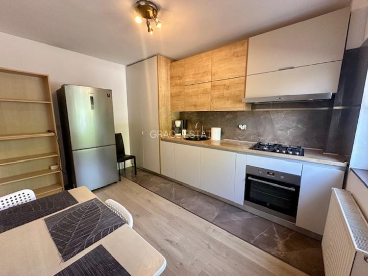 Vila renovata cu 4 camere/2 parcari/ gradina amenajata - zona Rond OMV Pipera - 3