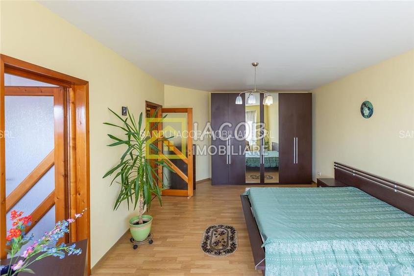 Vila Duplex cu 10 camere, cartier Serbanesti, Bacau - 19