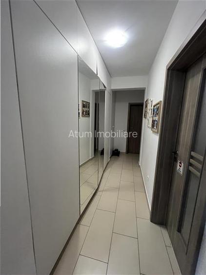 Apartament cu 3 camere 2 bai 2 balcoane etaj 2 zona Turnisor din Sibiu - 13