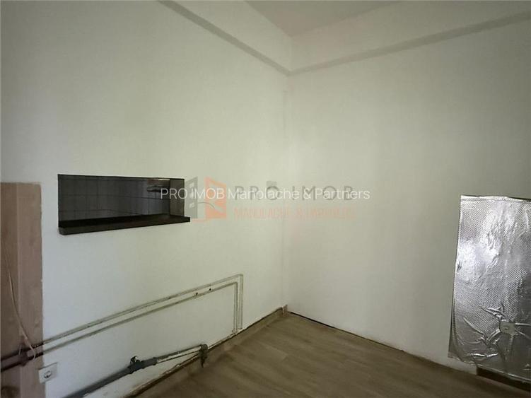 EXCLUSIVITATE! Pensiune  pretabil Spatiu comercial P+1+M  zona Siriu - 7