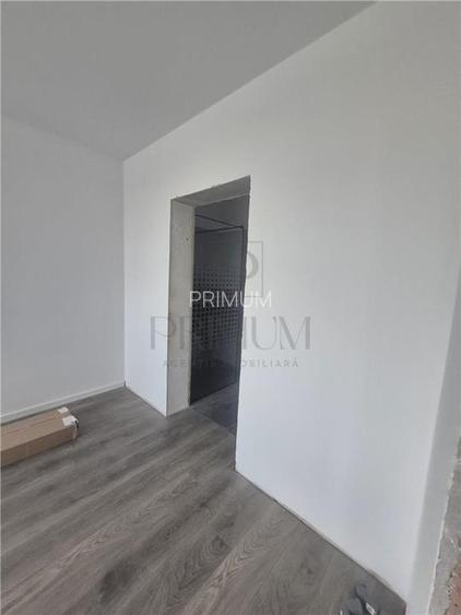 Duplex pe parter - zona excelenta - toate utilitatile - 6