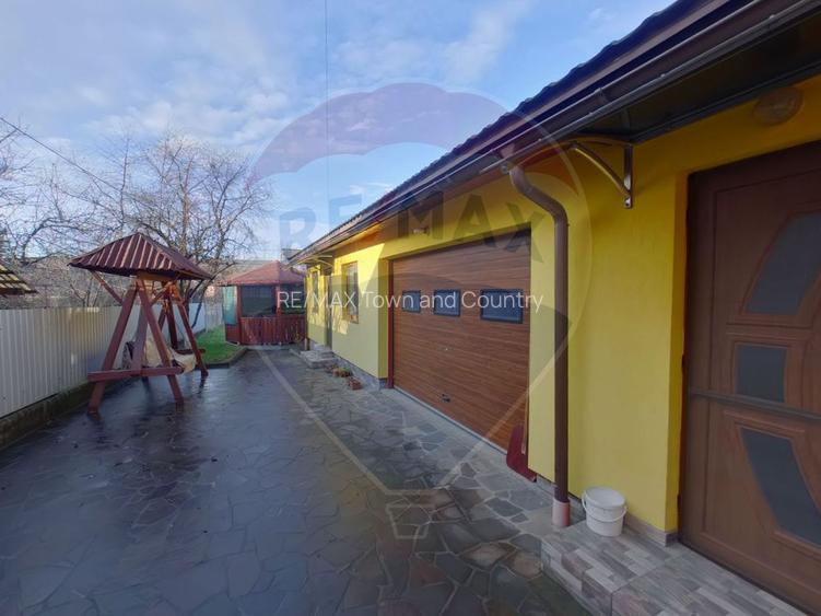 Casă cu 5 camere de vânzare, str. Dragoș Vodă - 13