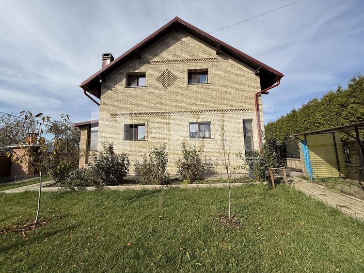 VILA CU FOISOR |  MOBILATA | CU 7 ARI TEREN - 29