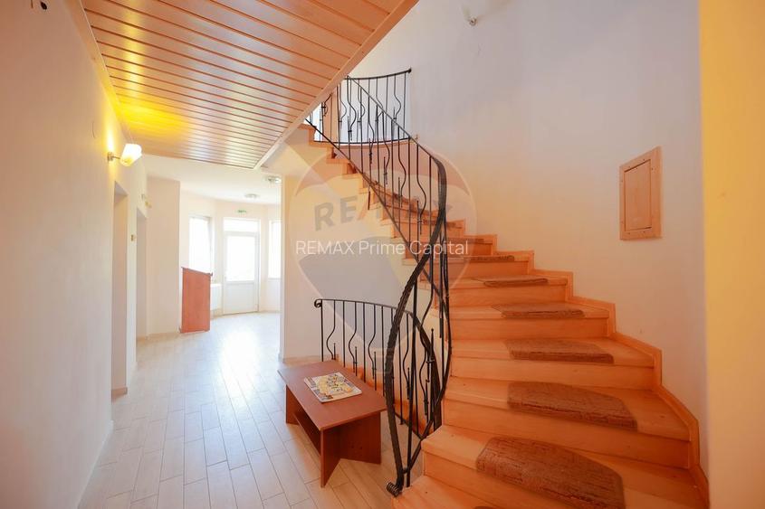 De vânzare pensiune cu restaurant, teren 4.750 mp – Băile 1 Mai - 15