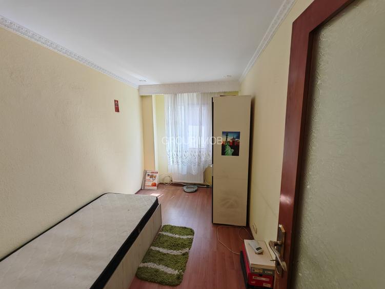 3 camere, etaj 1,zona Narcisa - 5