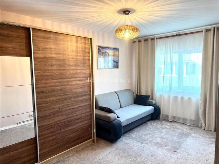 Apartament 2 camere decomandat cu loc de parcare - 3