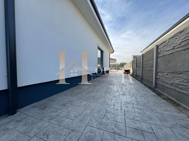 La 5 minute de 4 benzi.Toate Utilitatile.Teren 340 mp - 20