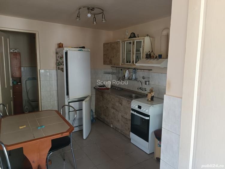 casa cu curte si gradina mare - 5