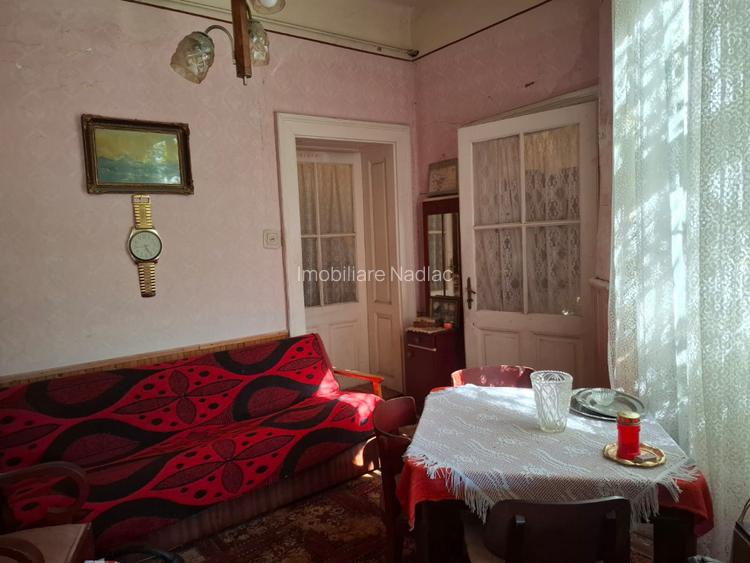 Casă mare cu spațiu comercial pe colț in Nadlac - 12