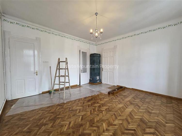 Apartament superb renovat in Centrul Istoric Brasov - 9