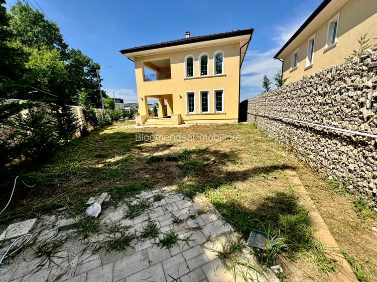 Tunari Central 5 camere  cu ieșire in  pădure - 8