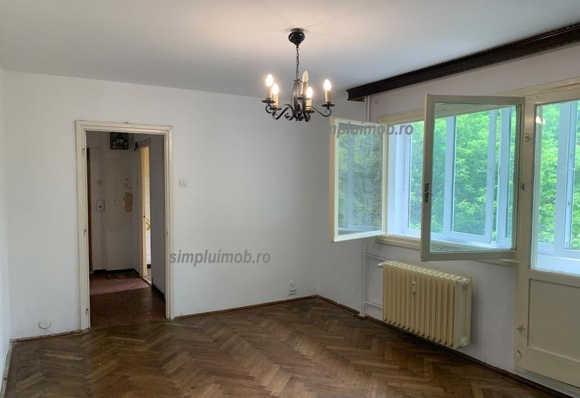 Apartament 3 camere 63 mp etaj 3/4 zonă verde – Berceni/Piata Sudului